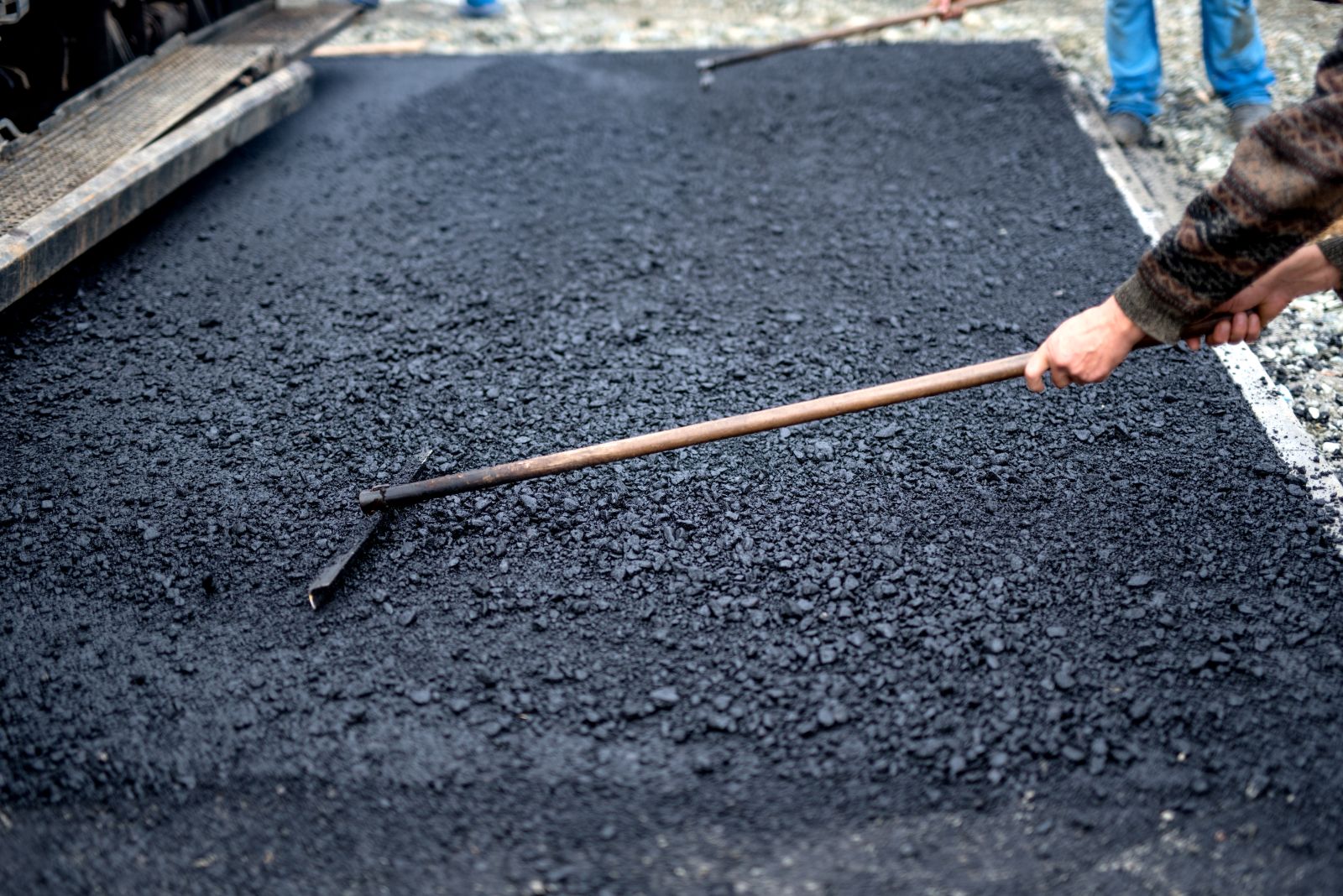 Commercial asphalt paving